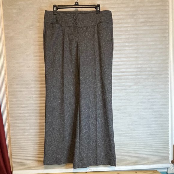 Maurices DARK GRAY Wide Leg NWOT SIZE 9/10 - Picture 2 of 6